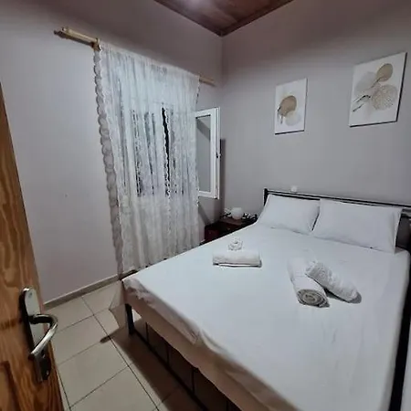 Lovely On The Apartman Ajía Ána